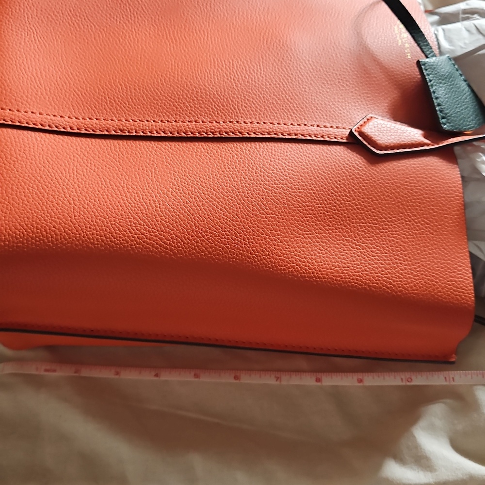 NWOTs Tory Burch Perry Triple Compartment Tote. - Picture 12 of 12